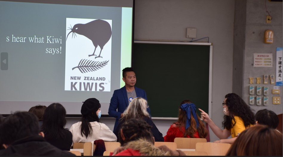 滕博士分享紐西蘭讀書的在地文化